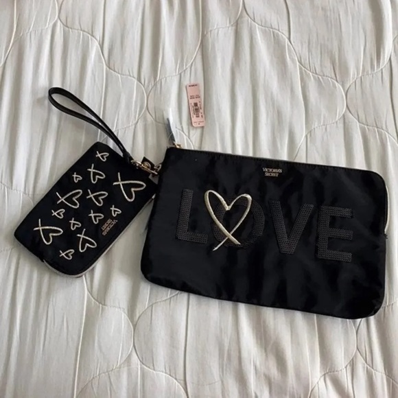 Victoria's Secret LOVE Wristlets Set of 2 NWT - Picture 4 of 9
